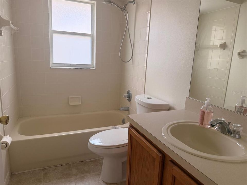En Venta: $385,000 (3 camas, 2 baños, 1483 Pies cuadrados)