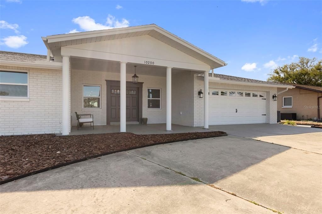 Active With Contract: $319,900 (4 beds, 3 baths, 1690 Square Feet)
