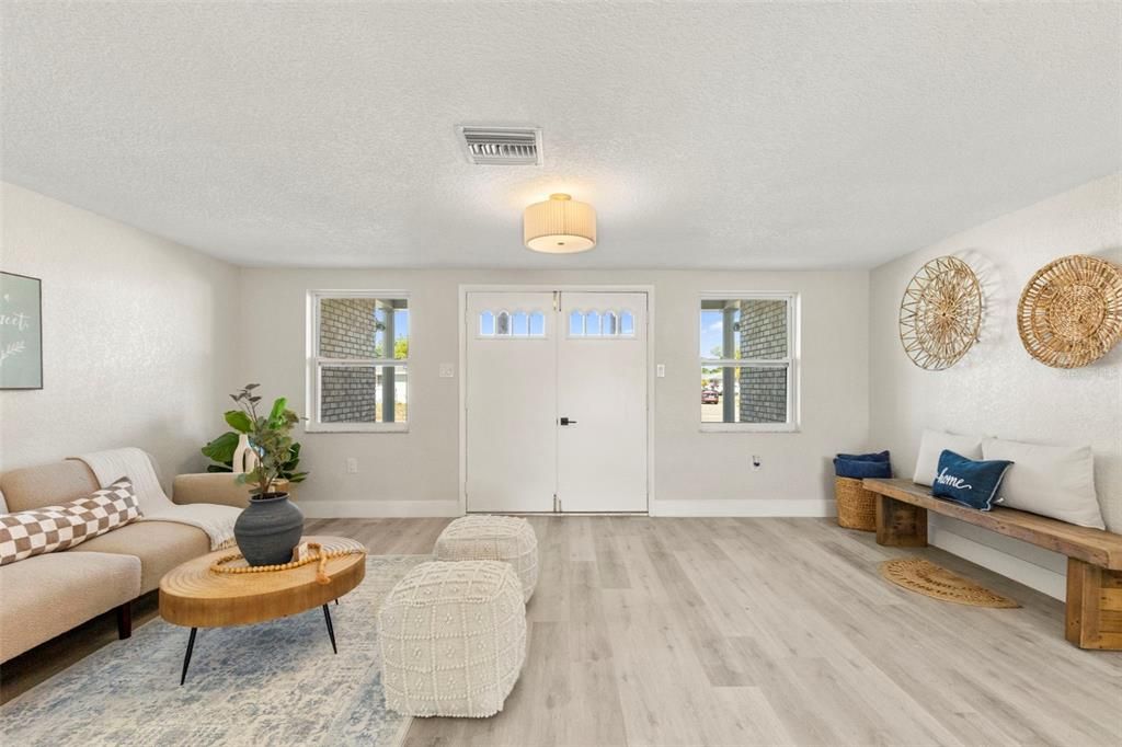 Active With Contract: $319,900 (4 beds, 3 baths, 1690 Square Feet)