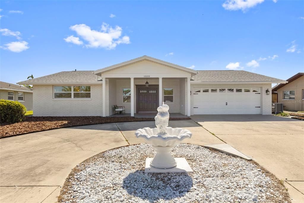 Active With Contract: $319,900 (4 beds, 3 baths, 1690 Square Feet)