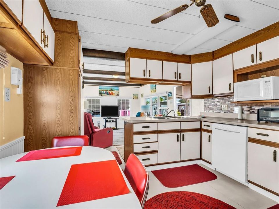 En Venta: $129,000 (2 camas, 1 baños, 672 Pies cuadrados)