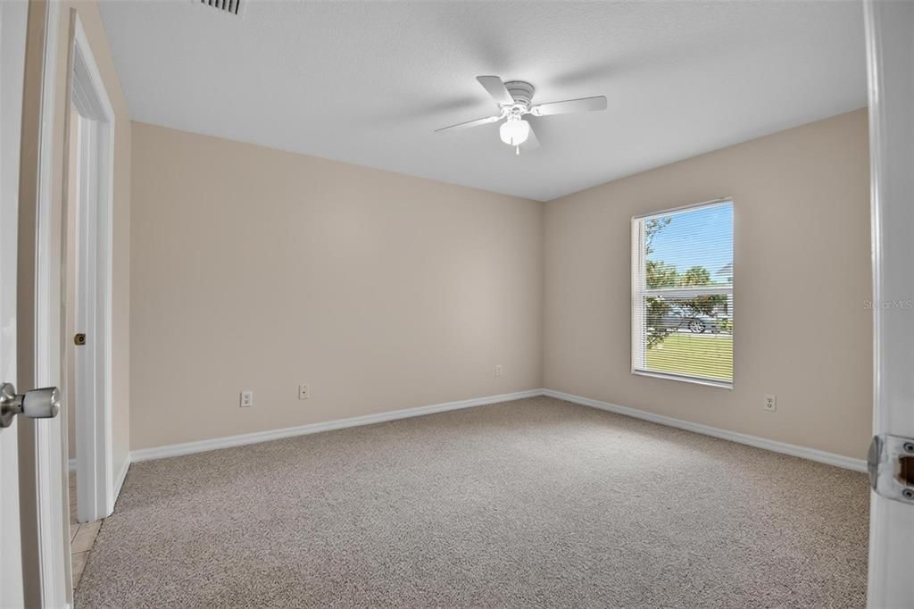 For Rent: $1,700 (3 beds, 2 baths, 1111 Square Feet)