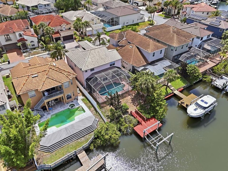 For Sale: $895,000 (3 beds, 3 baths, 2502 Square Feet)