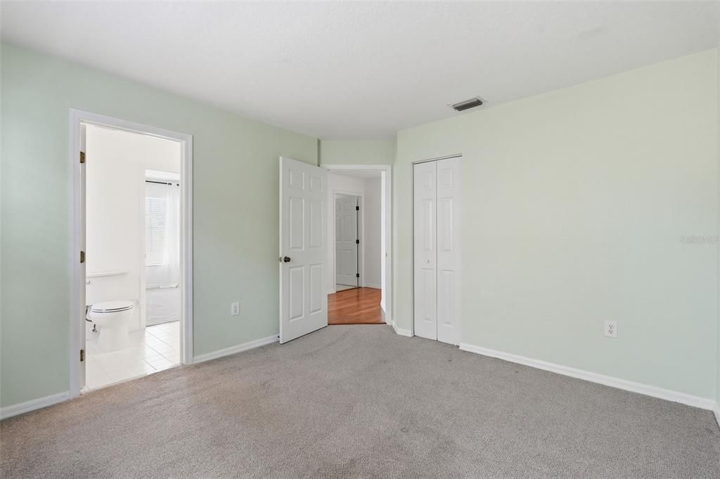 For Sale: $895,000 (3 beds, 3 baths, 2502 Square Feet)