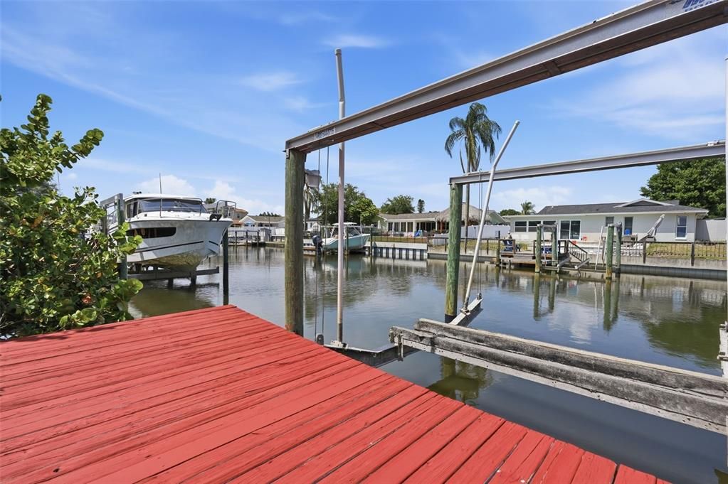For Sale: $895,000 (3 beds, 3 baths, 2502 Square Feet)