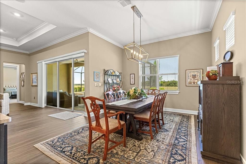 Active With Contract: $664,900 (3 beds, 3 baths, 2523 Square Feet)