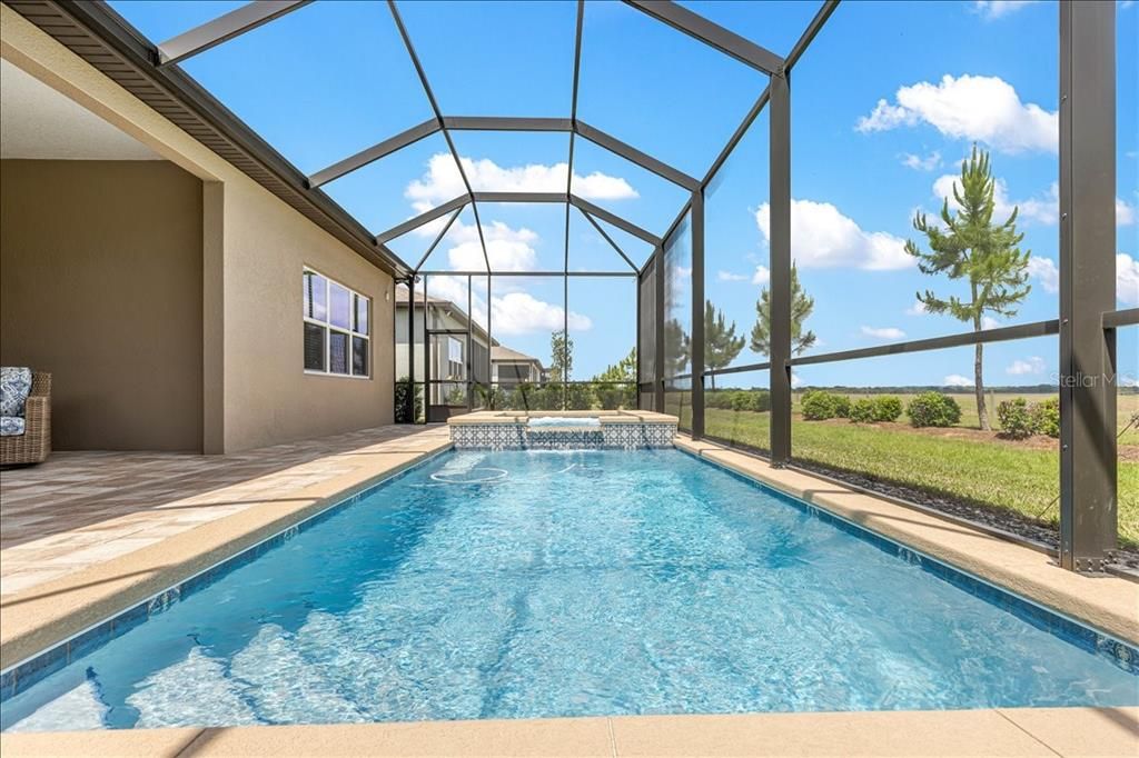 Active With Contract: $664,900 (3 beds, 3 baths, 2523 Square Feet)