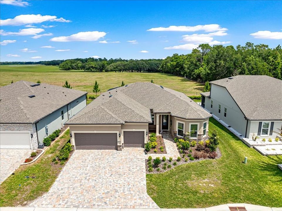Active With Contract: $664,900 (3 beds, 3 baths, 2523 Square Feet)