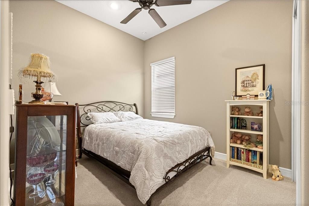 Active With Contract: $664,900 (3 beds, 3 baths, 2523 Square Feet)