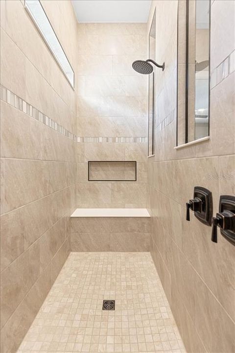 Active With Contract: $664,900 (3 beds, 3 baths, 2523 Square Feet)