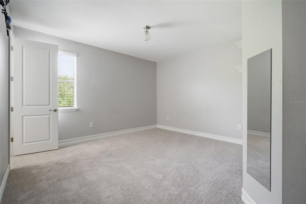 For Sale: $1,149,900 (5 beds, 4 baths, 4443 Square Feet)