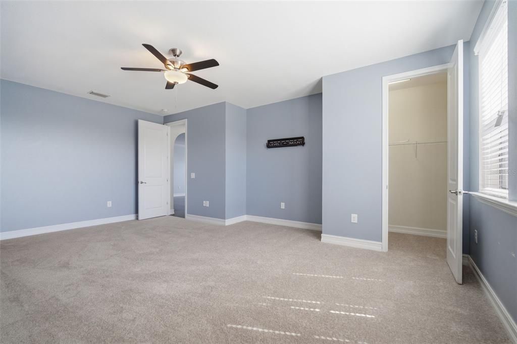 For Sale: $1,149,900 (5 beds, 4 baths, 4443 Square Feet)