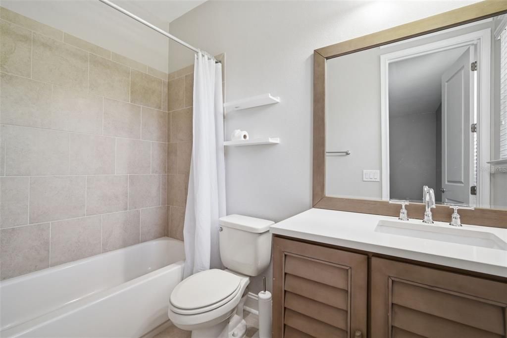 For Sale: $1,149,900 (5 beds, 4 baths, 4443 Square Feet)