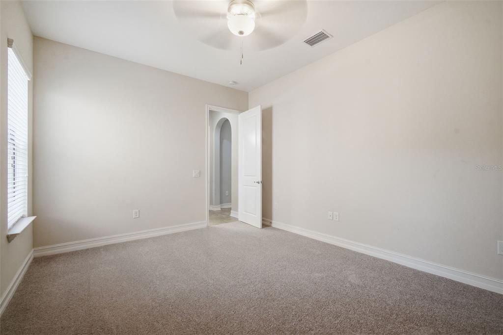 For Sale: $1,149,900 (5 beds, 4 baths, 4443 Square Feet)