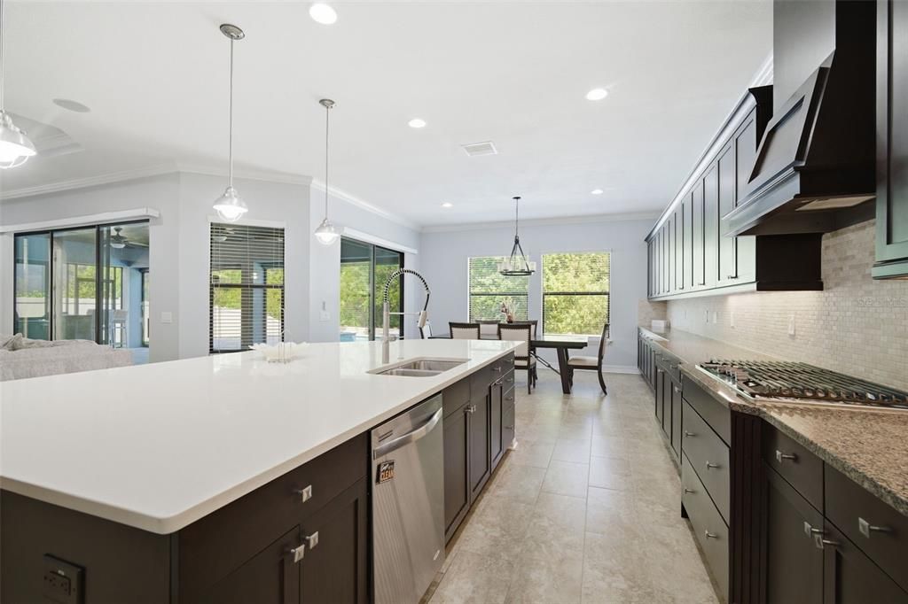 For Sale: $1,149,900 (5 beds, 4 baths, 4443 Square Feet)