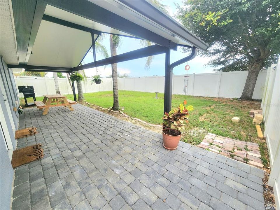 For Rent: $600 (1 beds, 1 baths, 785 Square Feet)