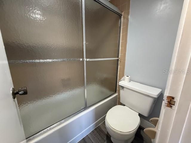For Rent: $1,690 (3 beds, 2 baths, 914 Square Feet)