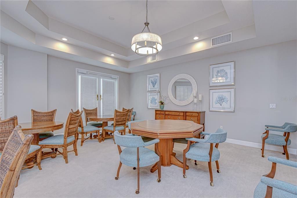 En Venta: $3,385,000 (3 camas, 2 baños, 3300 Pies cuadrados)