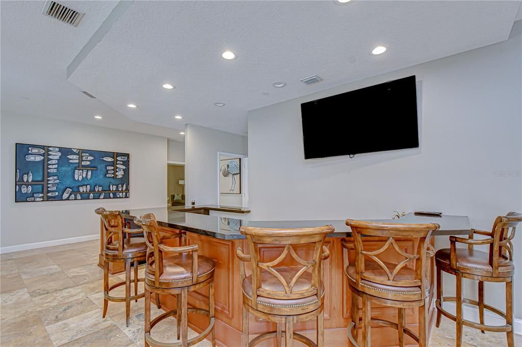 En Venta: $3,385,000 (3 camas, 2 baños, 3300 Pies cuadrados)