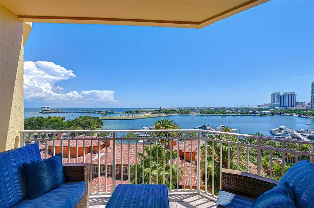 En Venta: $3,385,000 (3 camas, 2 baños, 3300 Pies cuadrados)