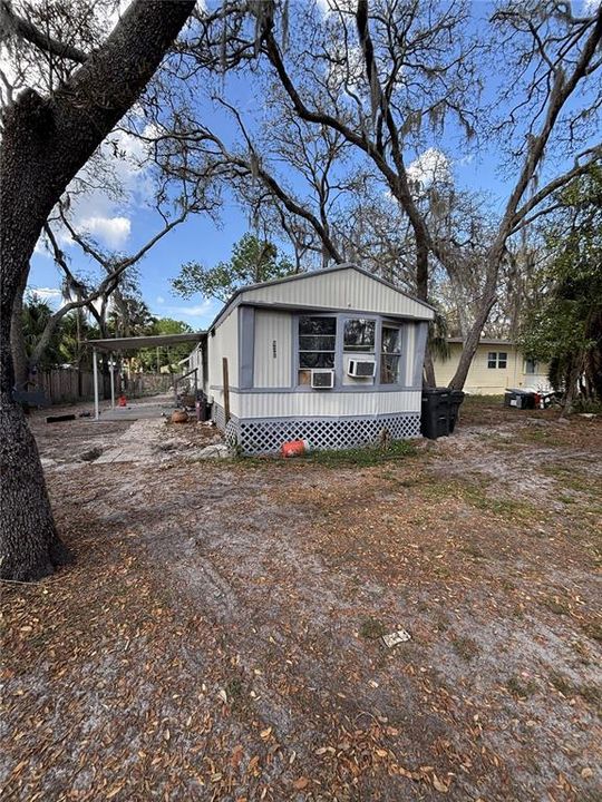 Recently Sold: $60,000 (2 beds, 1 baths, 944 Square Feet)