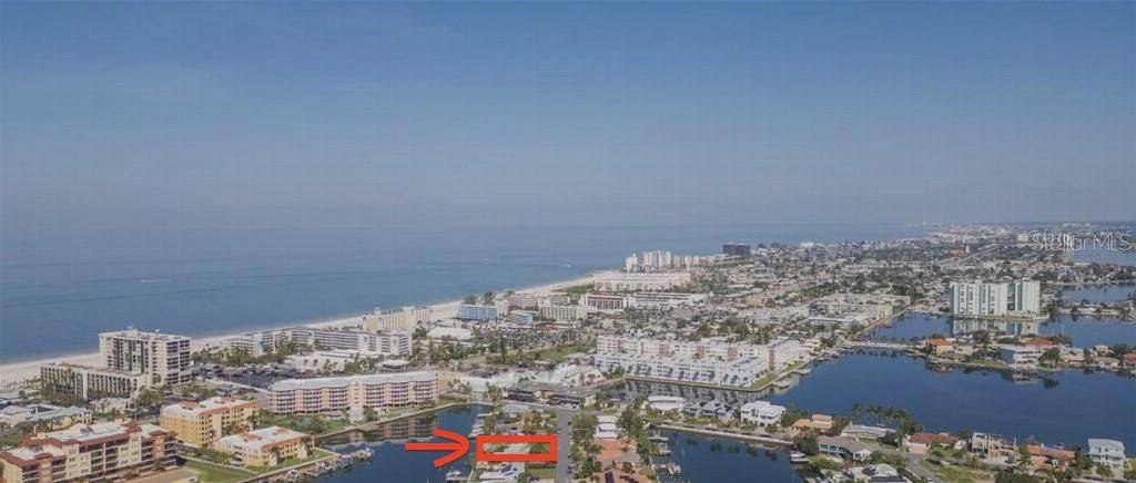 На продажу: $999,999 (0.21 acres)