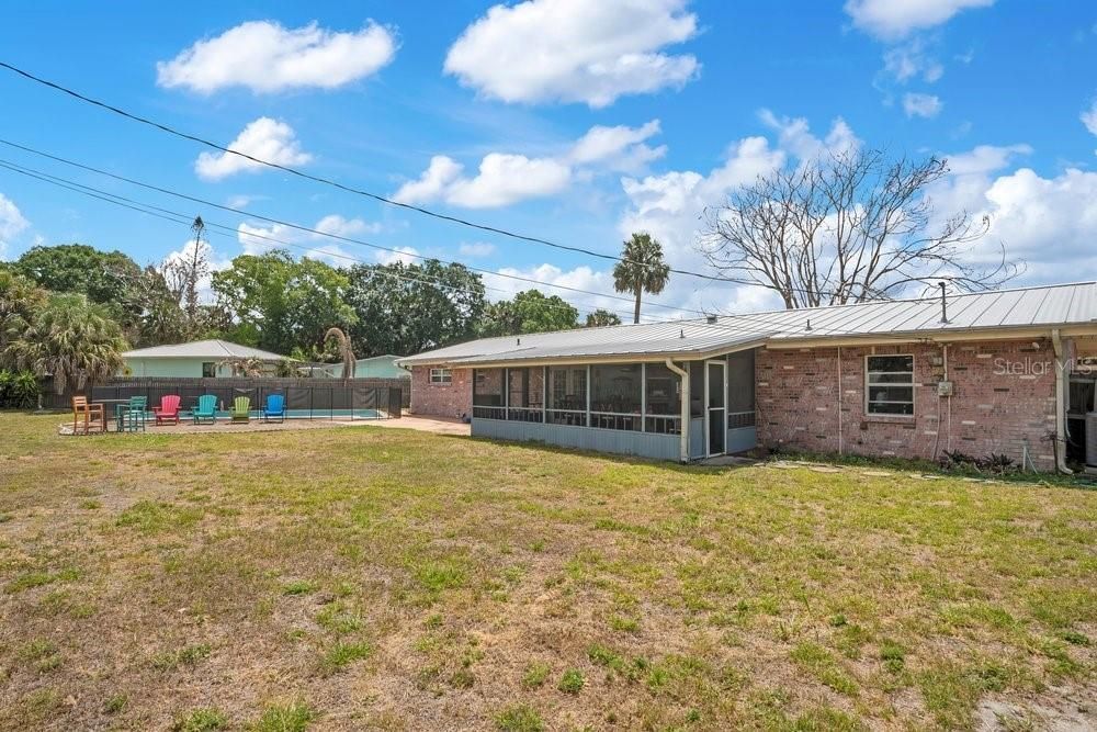 For Sale: $309,990 (3 beds, 2 baths, 1264 Square Feet)