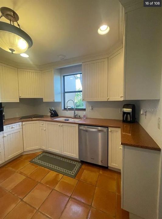 En Renta: $3,995 (2 camas, 1 baños, 981 Pies cuadrados)
