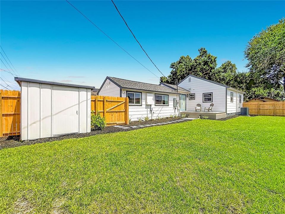 Activo con contrato: $480,000 (3 camas, 2 baños, 1155 Pies cuadrados)