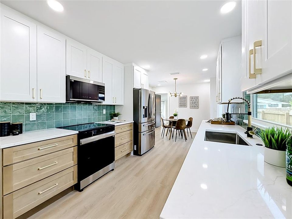 Activo con contrato: $480,000 (3 camas, 2 baños, 1155 Pies cuadrados)