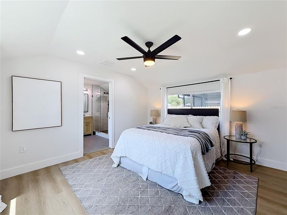Activo con contrato: $480,000 (3 camas, 2 baños, 1155 Pies cuadrados)