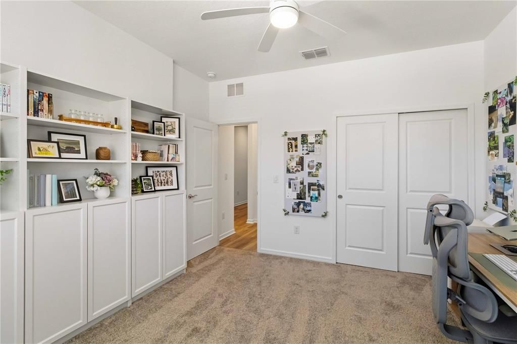 For Sale: $455,000 (3 beds, 3 baths, 2254 Square Feet)