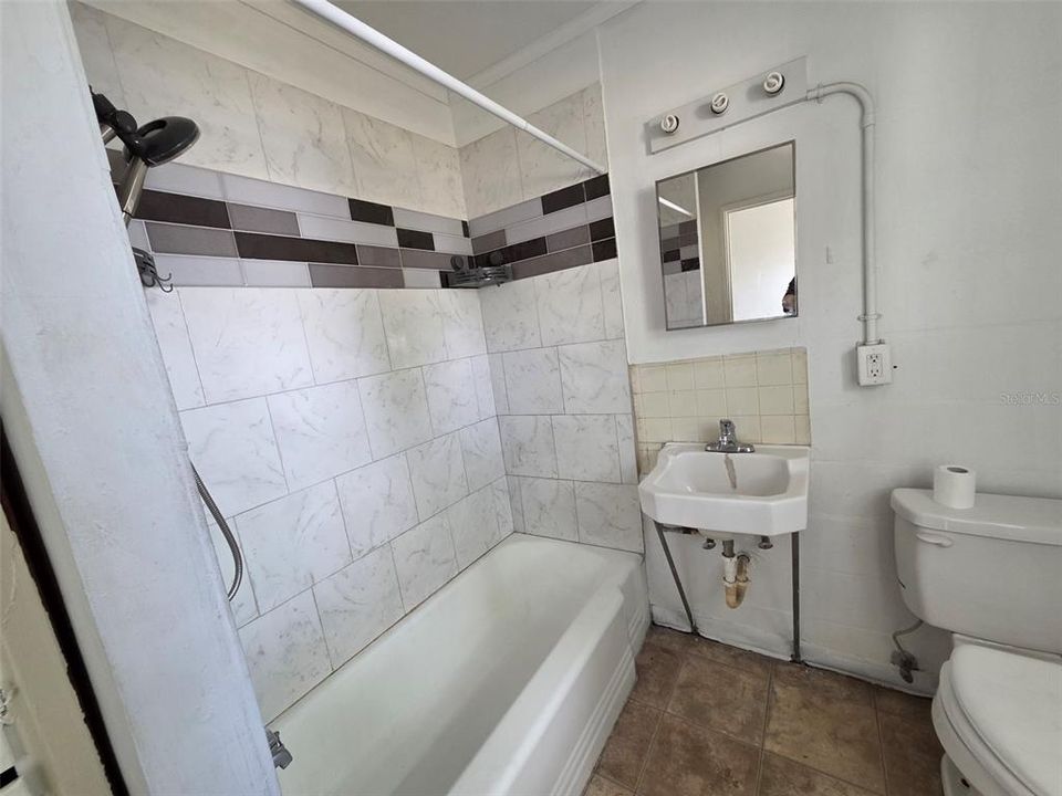 En Renta: $1,100 (1 camas, 1 baños, 550 Pies cuadrados)
