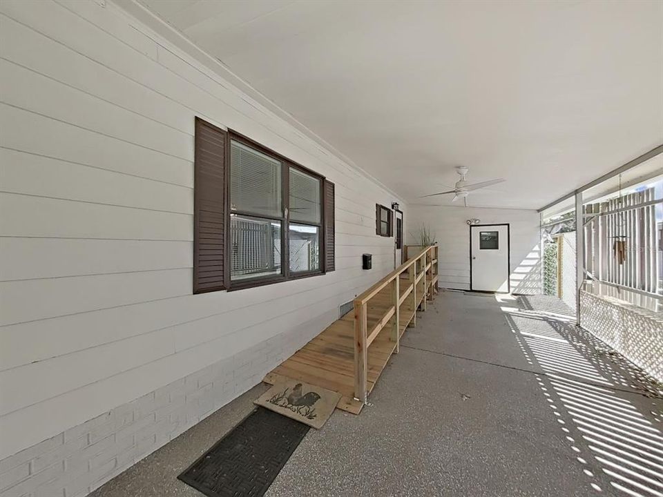 На продажу: $174,900 (3 спален, 2 ванн, 1427 Квадратных фут)