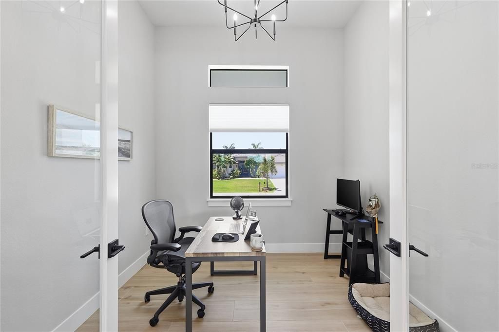 Activo con contrato: $479,900 (3 camas, 2 baños, 1735 Pies cuadrados)