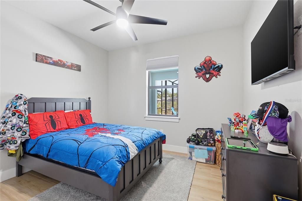 Activo con contrato: $479,900 (3 camas, 2 baños, 1735 Pies cuadrados)