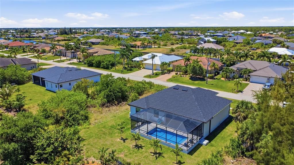 Activo con contrato: $479,900 (3 camas, 2 baños, 1735 Pies cuadrados)
