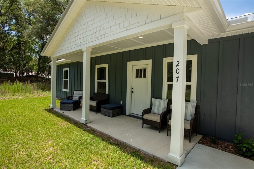 For Sale: $275,000 (3 beds, 2 baths, 1530 Square Feet)