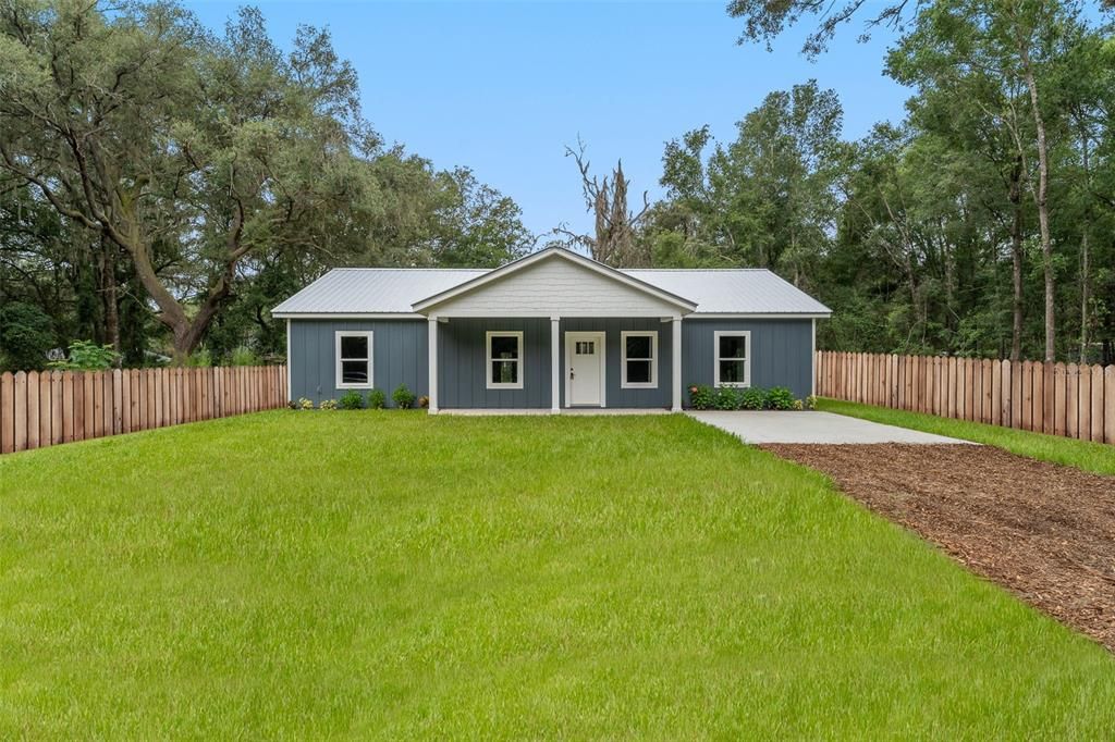 For Sale: $275,000 (3 beds, 2 baths, 1530 Square Feet)