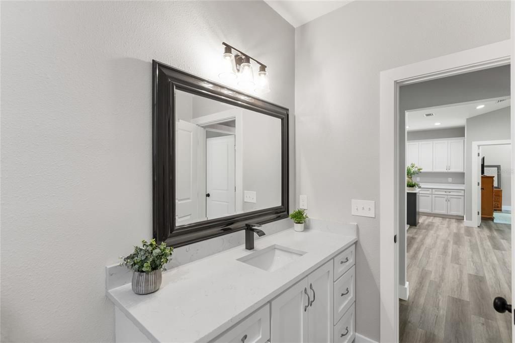 For Sale: $275,000 (3 beds, 2 baths, 1530 Square Feet)