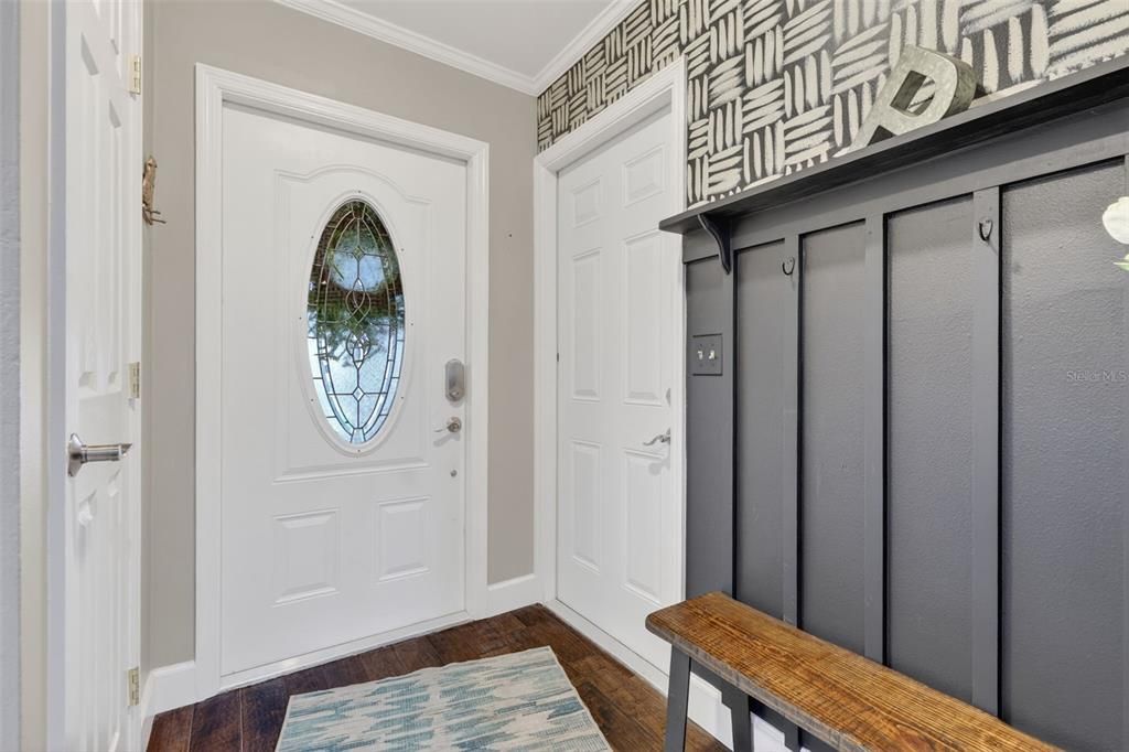 Active With Contract: $408,000 (3 beds, 2 baths, 1258 Square Feet)
