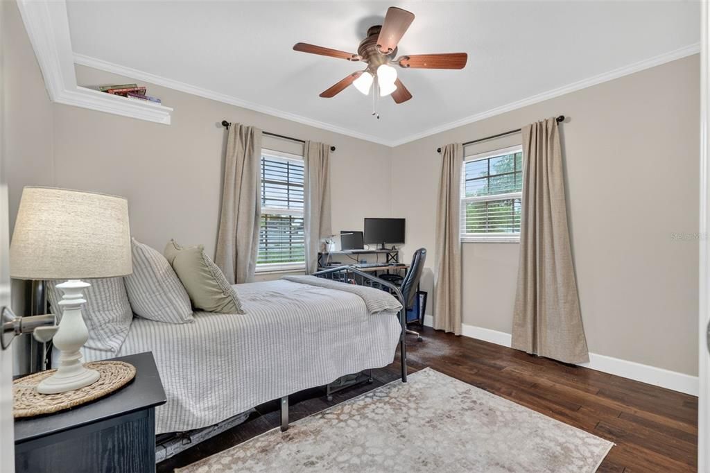 Active With Contract: $408,000 (3 beds, 2 baths, 1258 Square Feet)