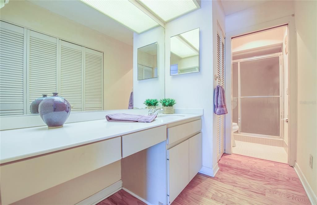 На продажу: $425,000 (3 спален, 2 ванн, 1600 Квадратных фут)