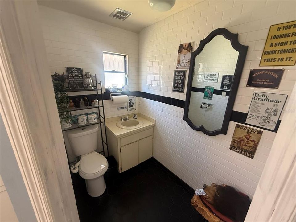 For Sale: $22,200 (0 beds, 0 baths, 835 Square Feet)