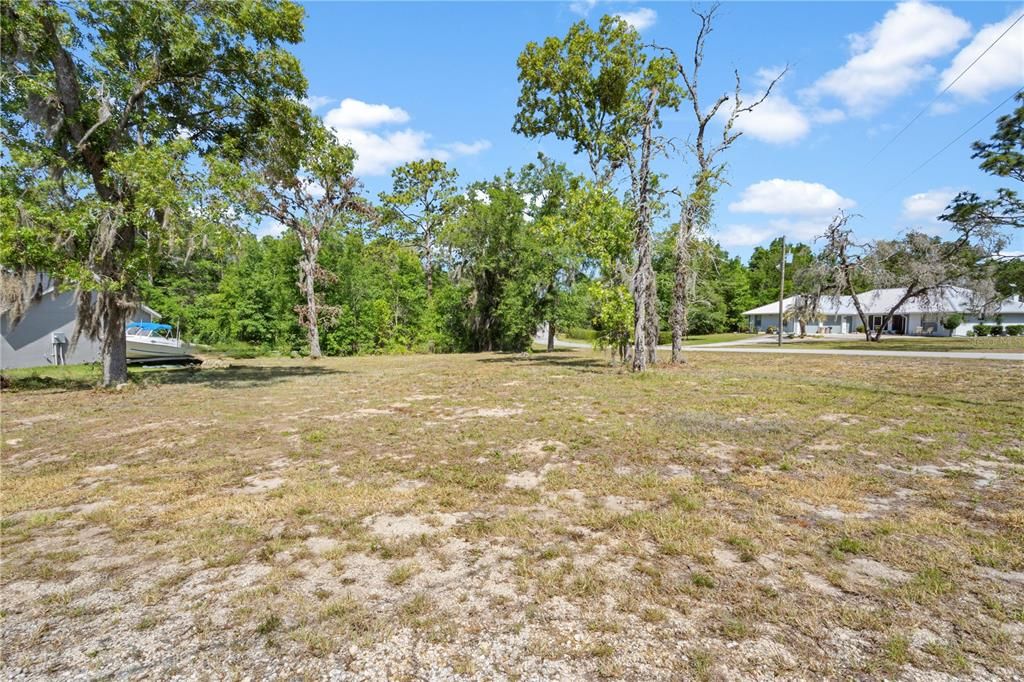 待售: $25,000 (0.27 acres)