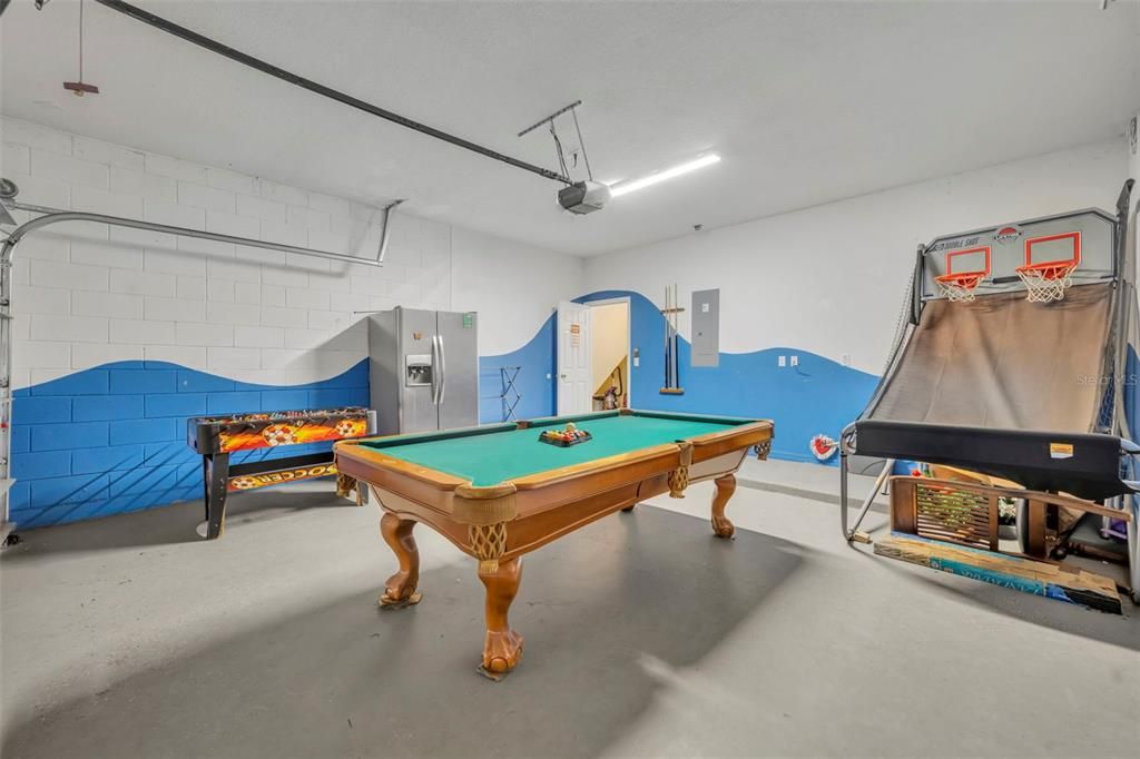 Active With Contract: $525,000 (7 beds, 5 baths, 2925 Square Feet)