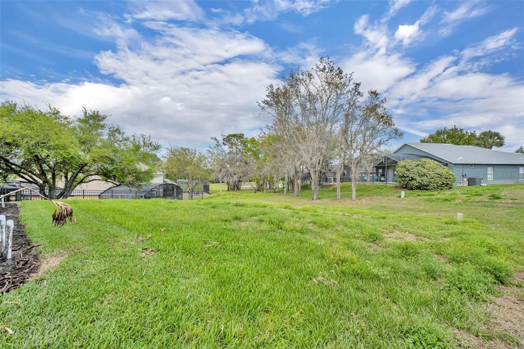 Active With Contract: $525,000 (7 beds, 5 baths, 2925 Square Feet)