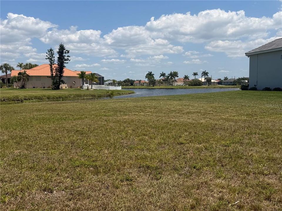 На продажу: $64,500 (0.30 acres)