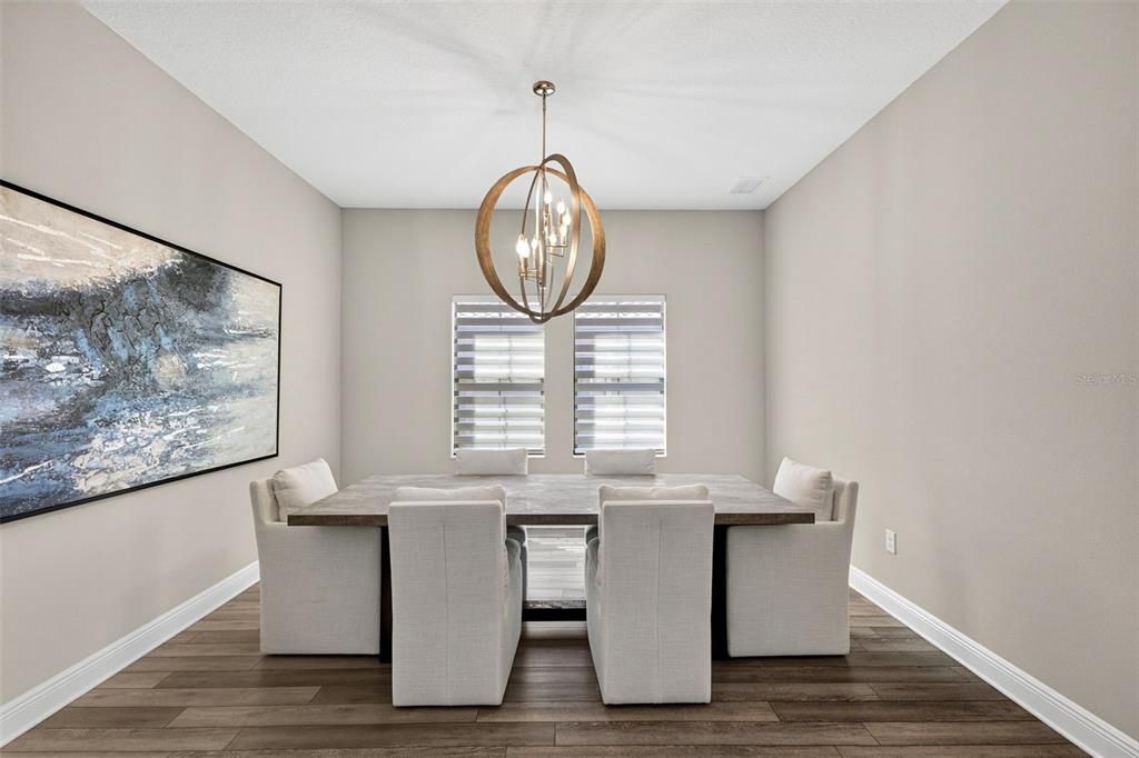 For Sale: $829,000 (5 beds, 4 baths, 4211 Square Feet)