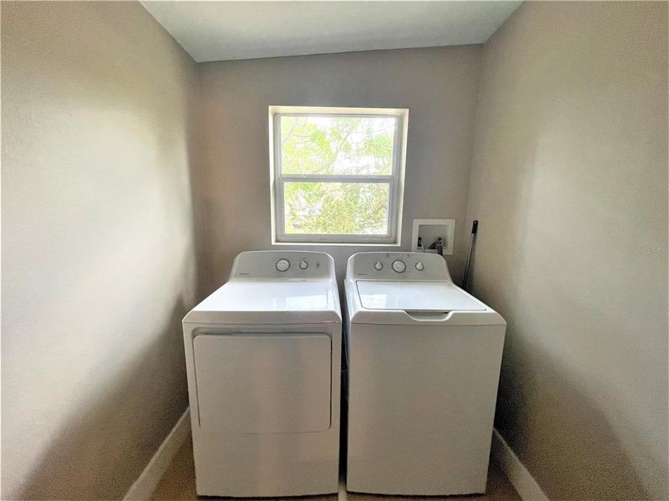 For Rent: $3,750 (3 beds, 2 baths, 1561 Square Feet)